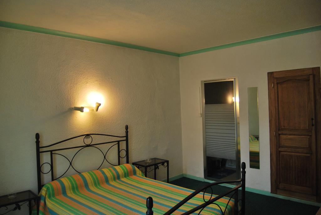 Le Revelois Restaurant Hotel Béziers Eksteriør billede