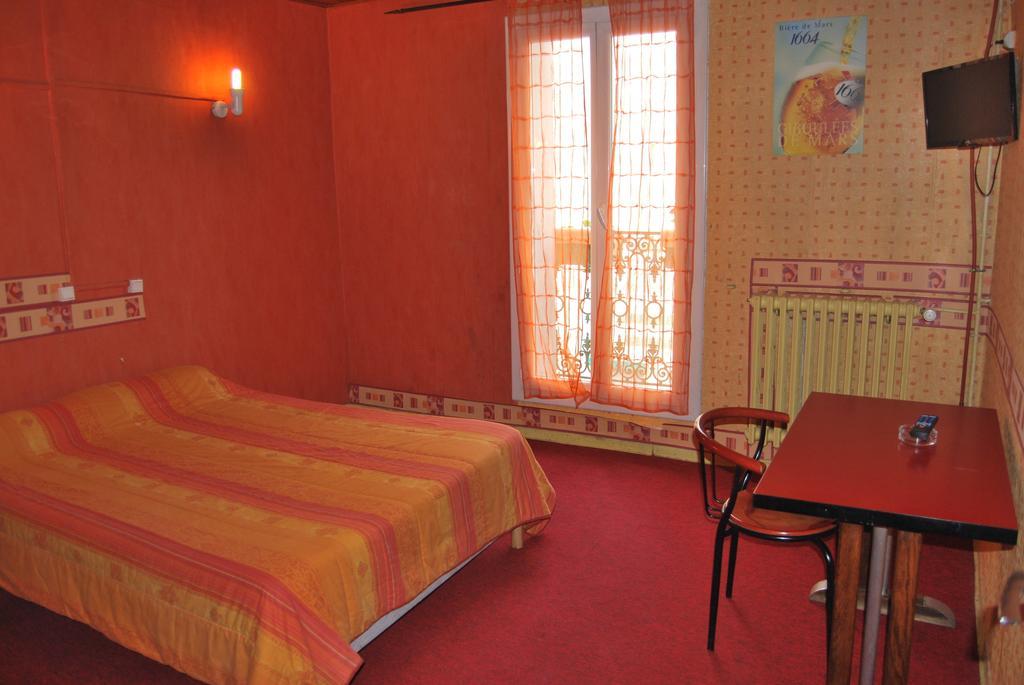 Le Revelois Restaurant Hotel Béziers Værelse billede